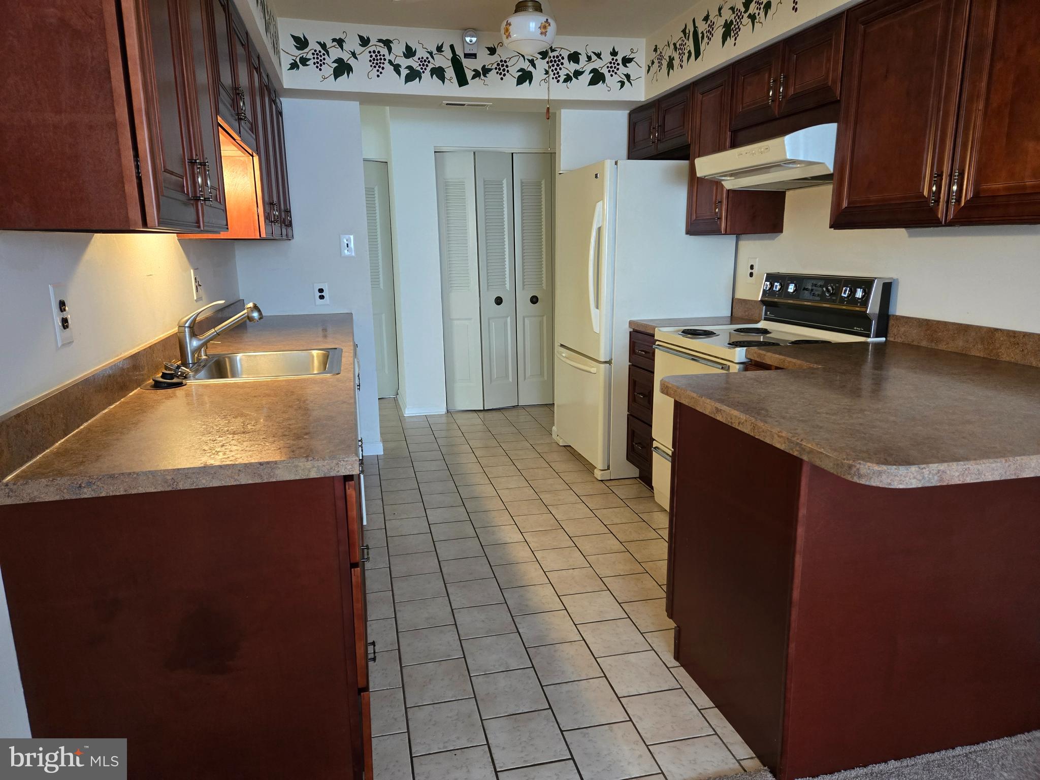 735 South Main Road, Unit 7 Vineland, NJ 08360 - Photo 9 of 23 Gallery Image 9