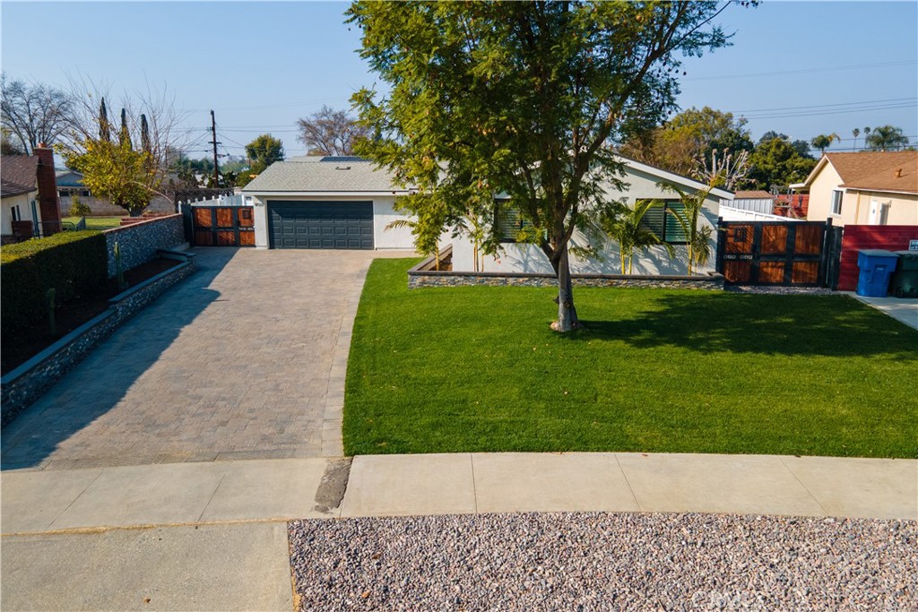 8935 Patrero Street Riverside, CA 92503 - Photo 4 of 16