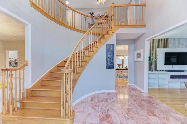 a view of entryway and hall