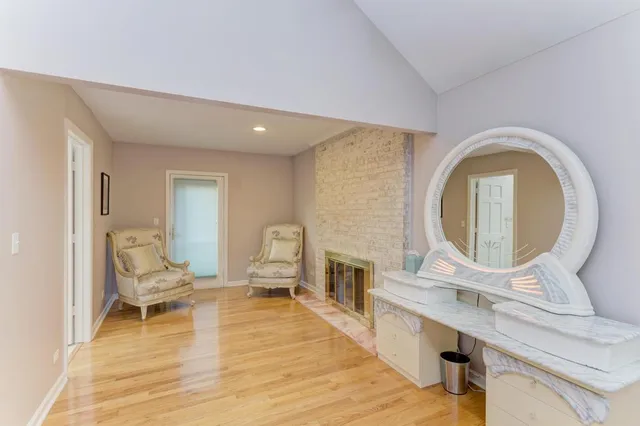 a en suite bathroom with a toilet sink and a shower