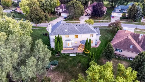 $1,200,000 | 420 Ford Lane, Bartlett, IL 60103