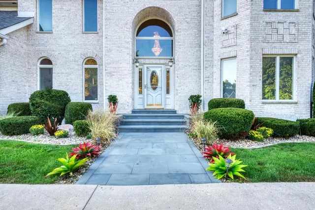 $1,200,000 | 420 Ford Lane, Bartlett, IL 60103