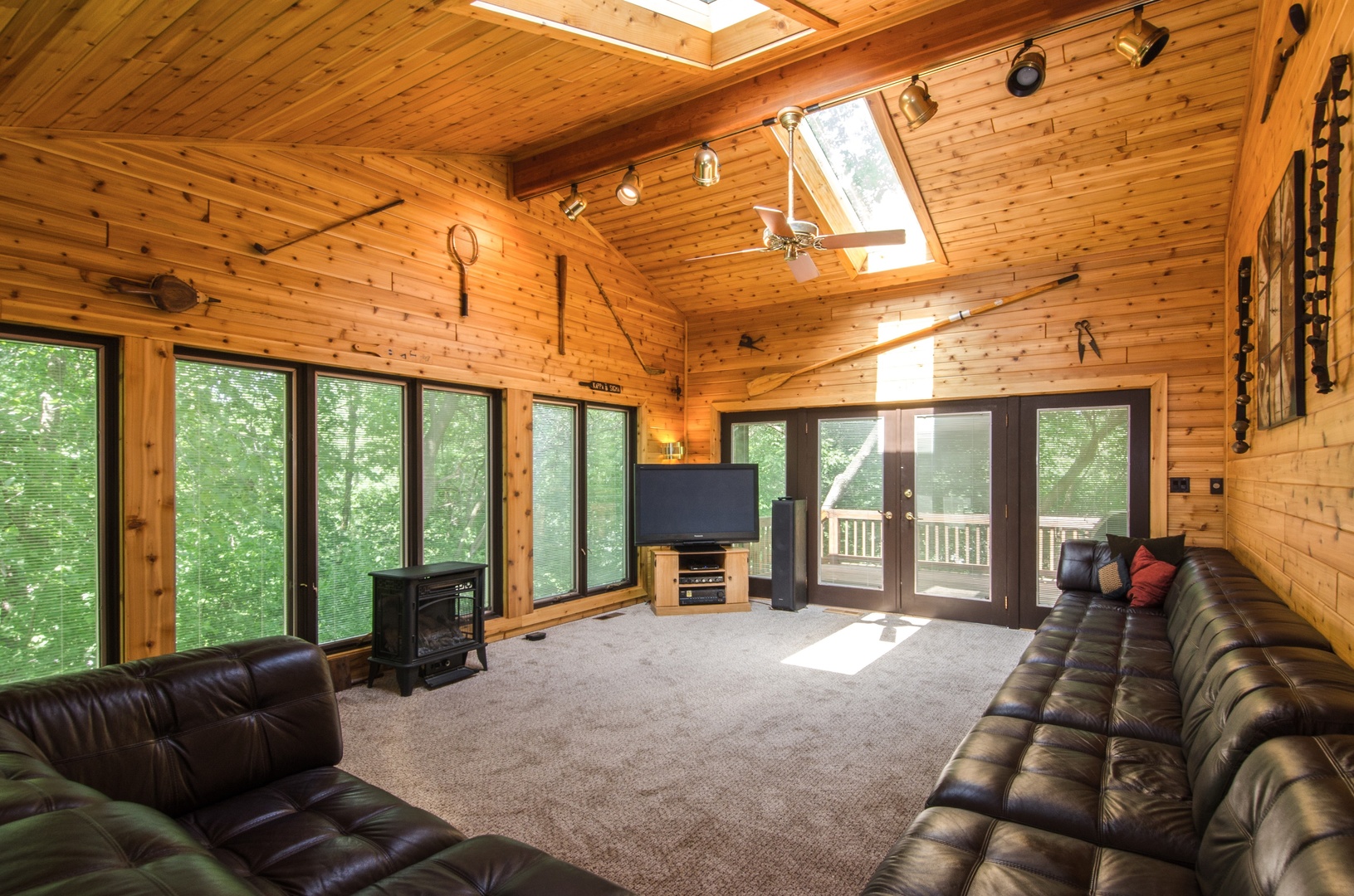 53 Bluff Road Trout Valley, IL 60013 - Photo 9 of 33