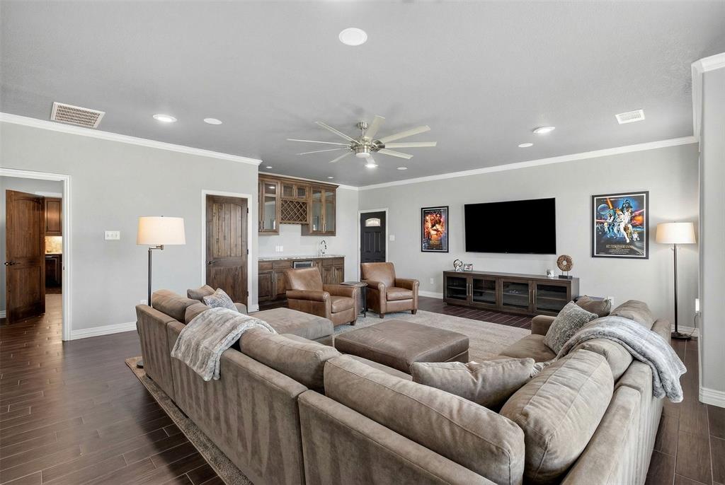 306 Garden Court Springtown, TX 76082 - Photo 38 of 39 Virtually Staged
