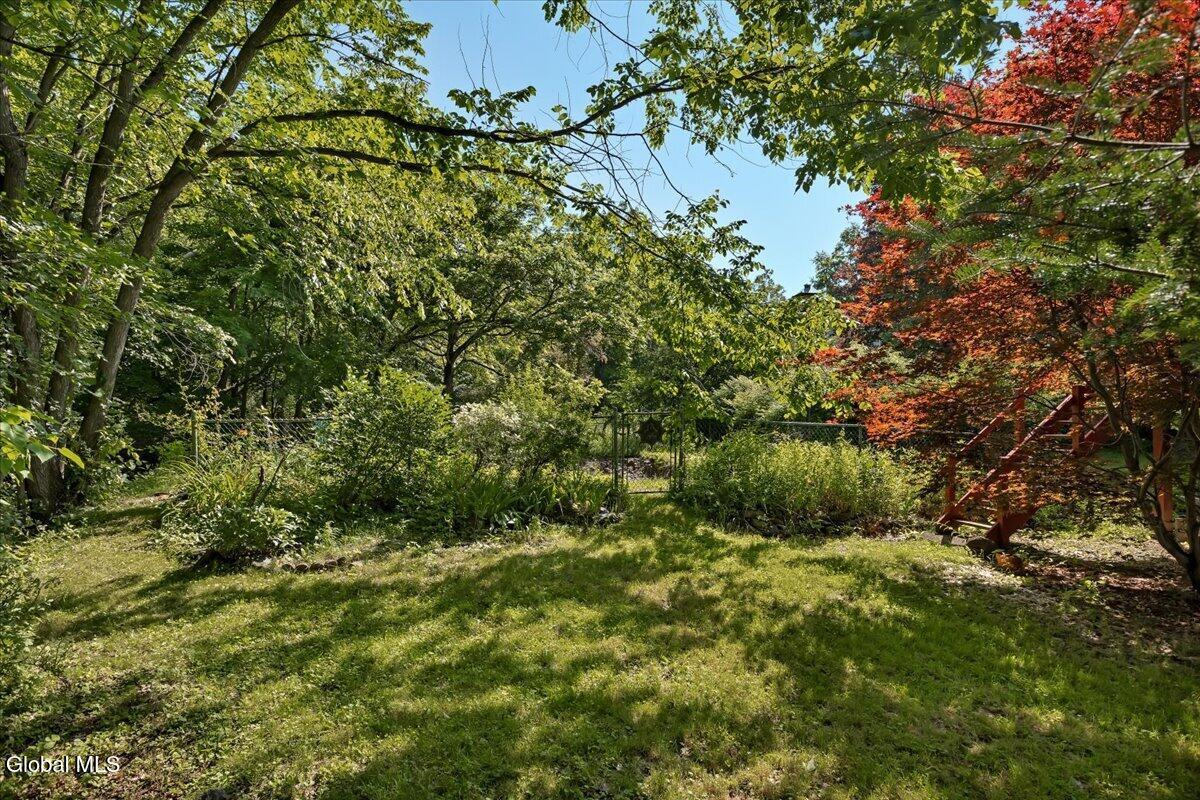 31 Taborton Road Sand Lake, NY 12018 - Photo 45 of 47 50-31 Taborton Rd-50