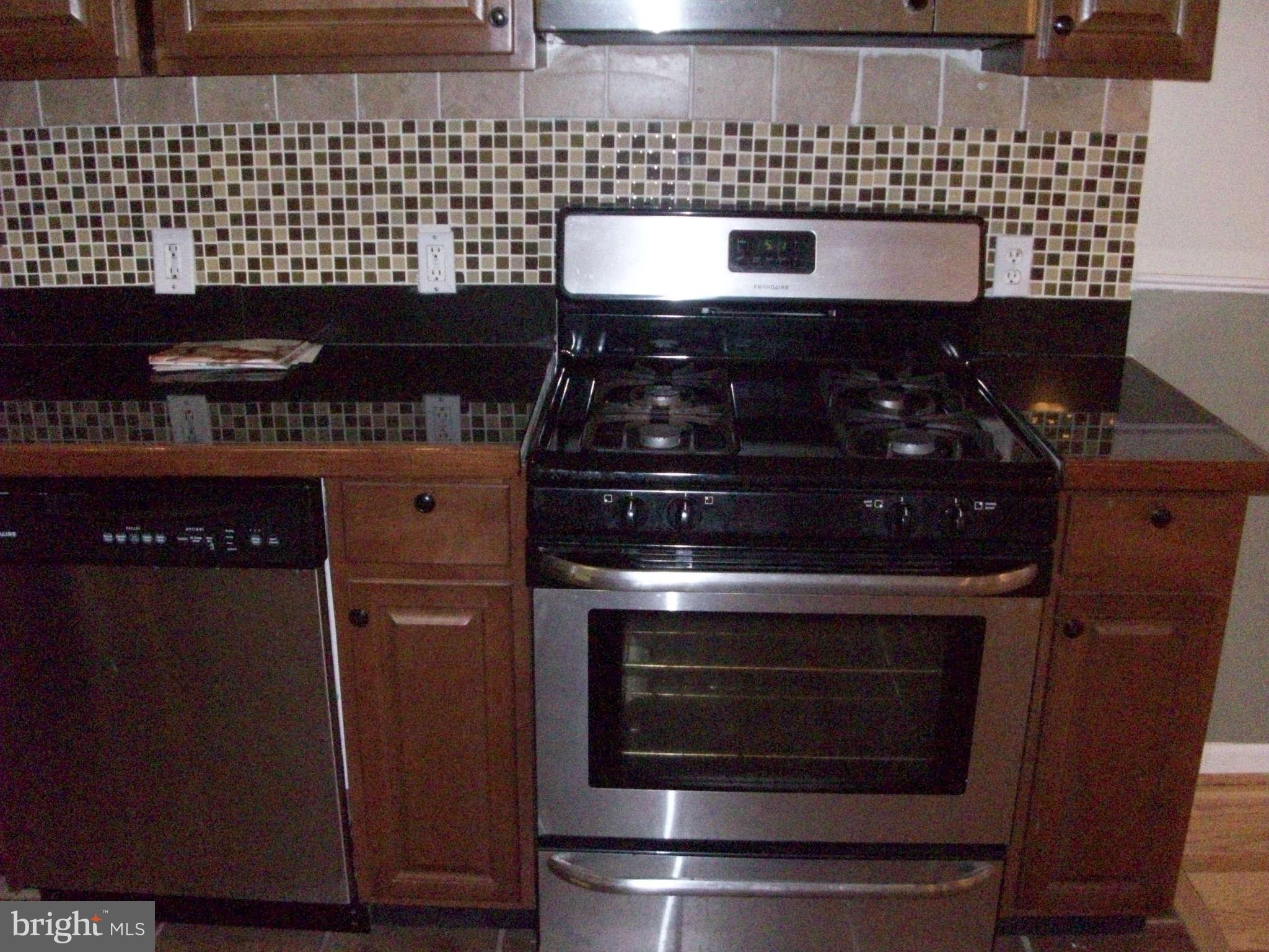 1111 Mt Olivet Road Northeast Washington, DC 20002 - Photo 2 of 15 Kitchen