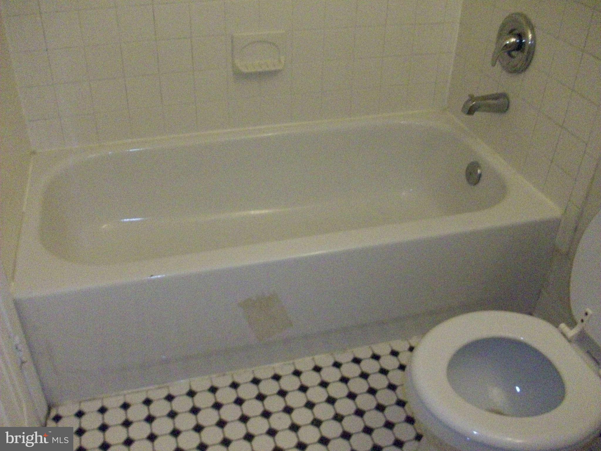 1111 Mt Olivet Road Northeast Washington, DC 20002 - Photo 14 of 15 Bath 2 upper level