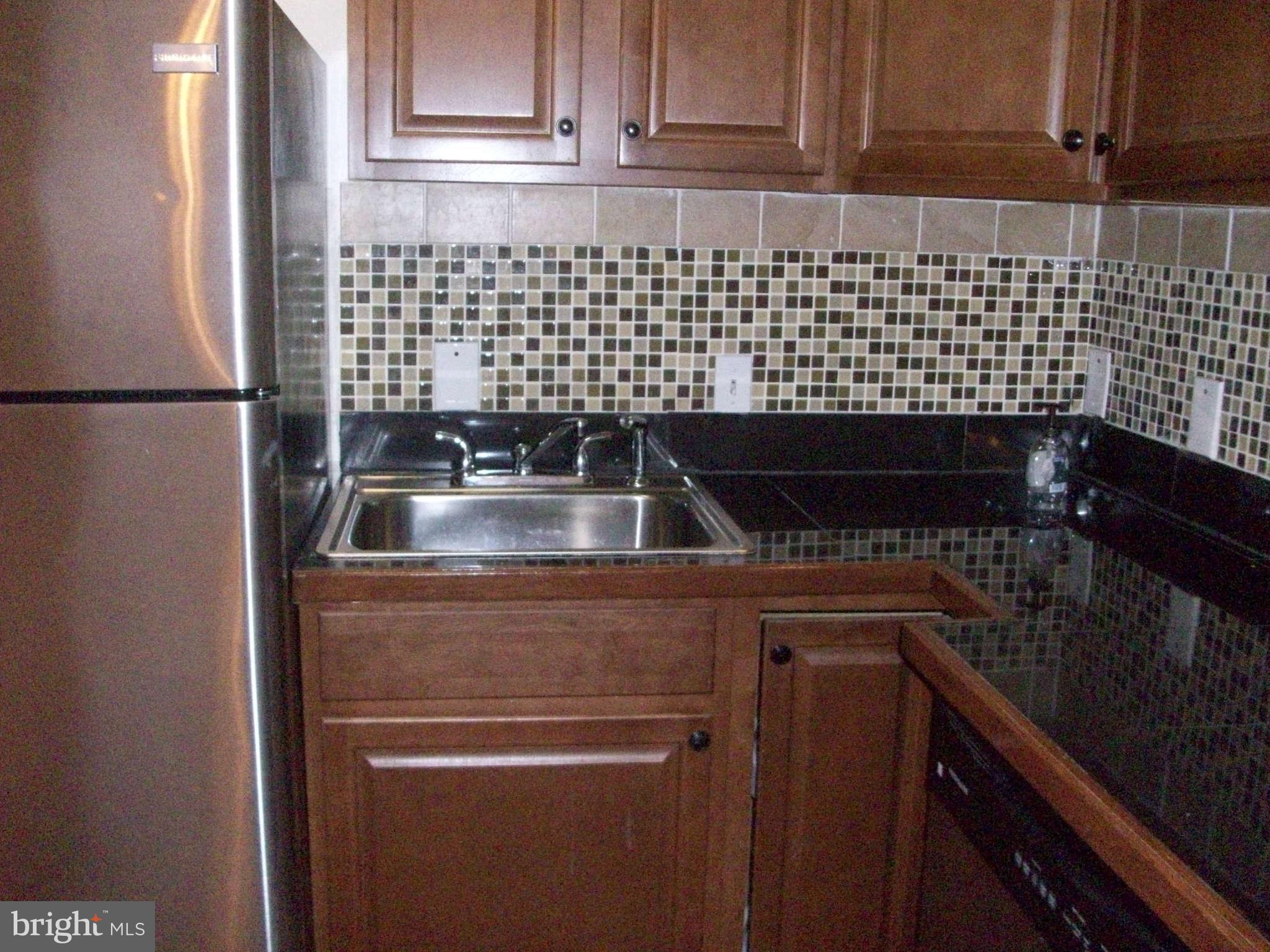 1111 Mt Olivet Road Northeast Washington, DC 20002 - Photo 3 of 15 Kitchen