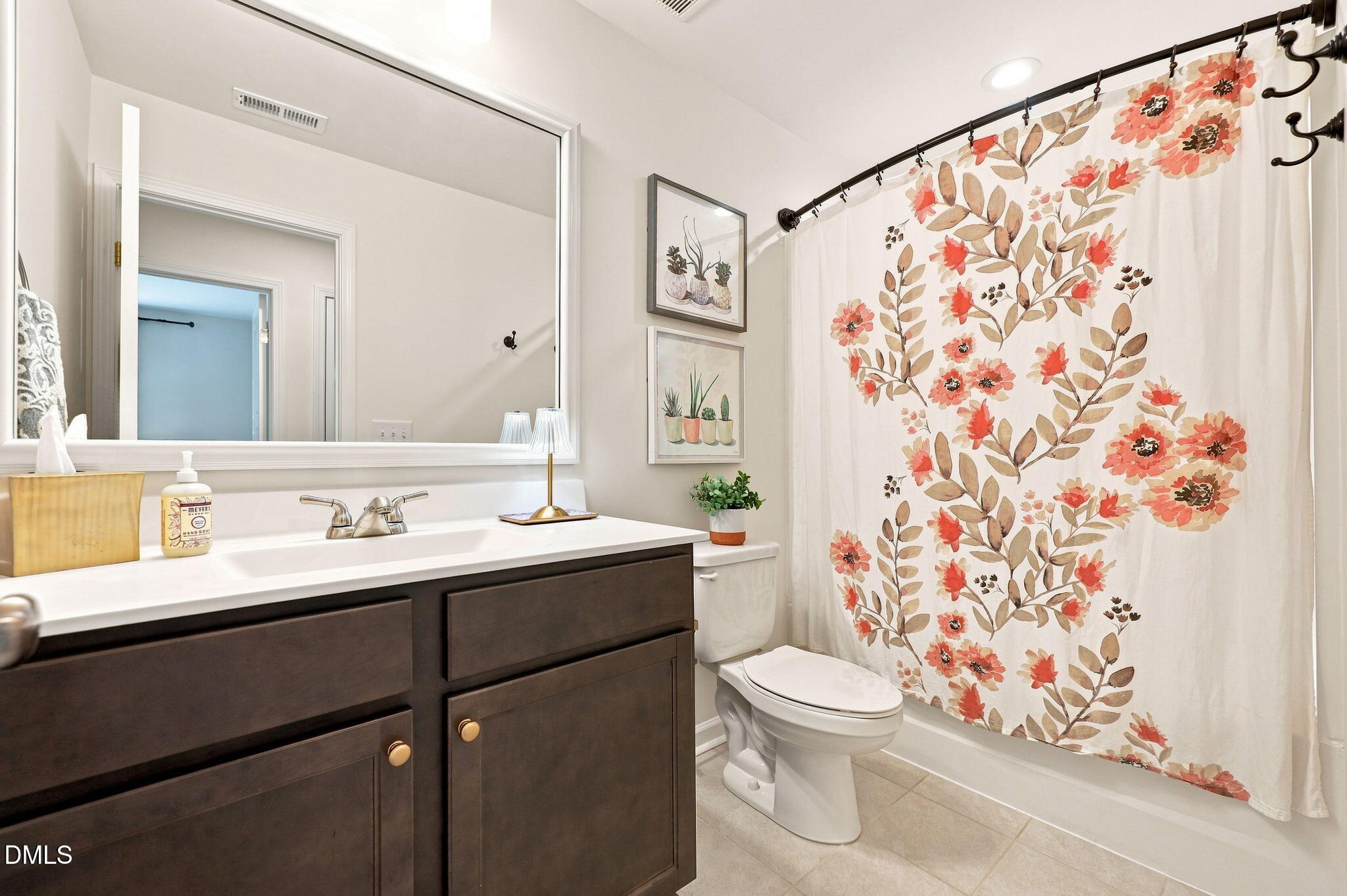 250 Shingle Oak Road Wake Forest, NC 27587 - Photo 26 of 43 Bathroom