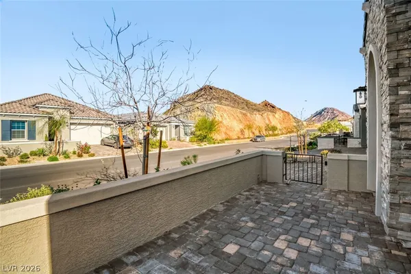 $3,000 | 76 Tatahatso Point Street, Henderson, NV 89011