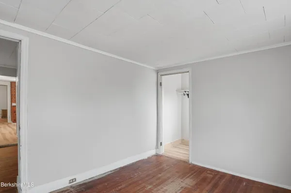$189,900 | 147 Dewey Avenue, Pittsfield, MA 01201