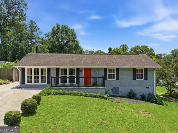 $1,890 | 405 King Arthur Court, Jonesboro, GA 30236