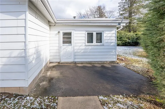 $175,000 | 222 Ridgefield Drive, Greensburg, PA 15601