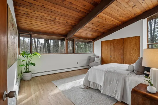 $569,000 | 56 Piscataqua Road, Dover, NH 03820