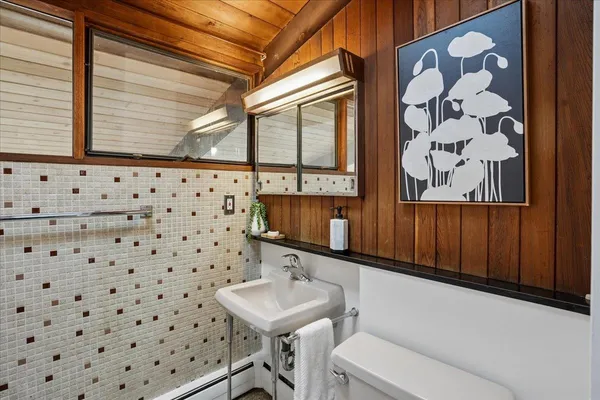 $569,000 | 56 Piscataqua Road, Dover, NH 03820