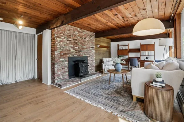 $569,000 | 56 Piscataqua Road, Dover, NH 03820