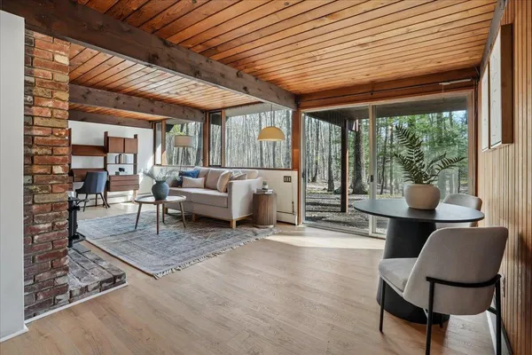 $569,000 | 56 Piscataqua Road, Dover, NH 03820