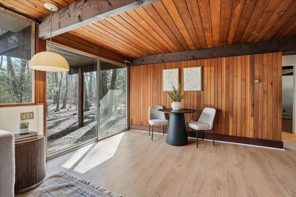 $569,000 | 56 Piscataqua Road, Dover, NH 03820