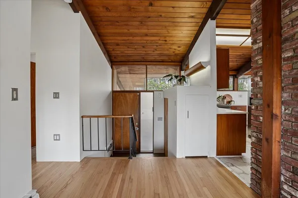 $569,000 | 56 Piscataqua Road, Dover, NH 03820