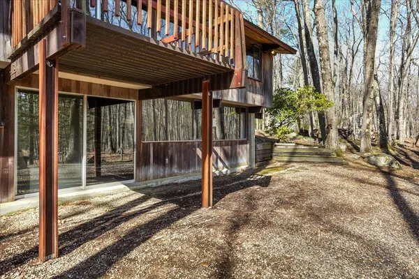 $569,000 | 56 Piscataqua Road, Dover, NH 03820