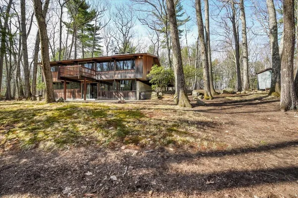 $569,000 | 56 Piscataqua Road, Dover, NH 03820