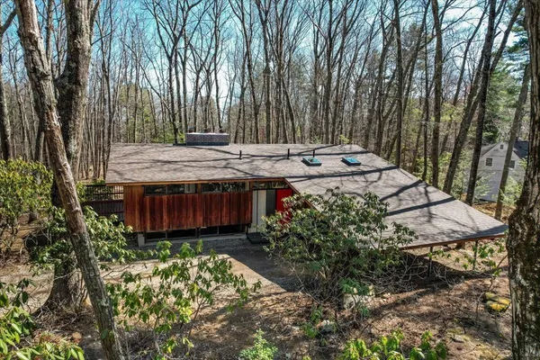 $569,000 | 56 Piscataqua Road, Dover, NH 03820