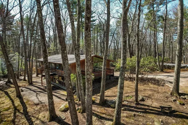 $569,000 | 56 Piscataqua Road, Dover, NH 03820
