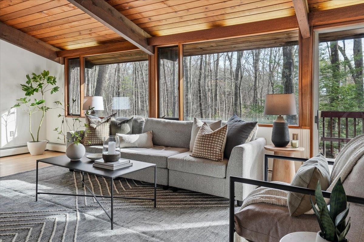 56 Piscataqua Road Dover, NH 03820 - Photo 6 of 60