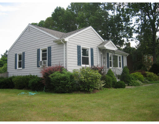 150 Old Warren Road Swansea, MA 02777 - Photo 3 of 15 Gallery Image 3