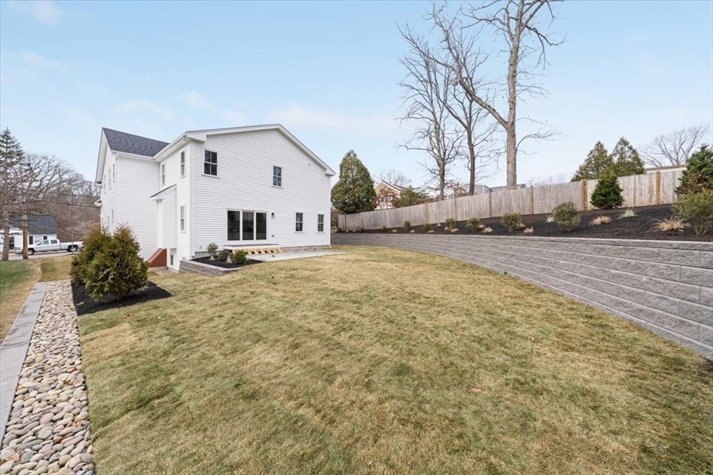 83 Felch Road Natick, MA 01760 - Photo 5 of 32