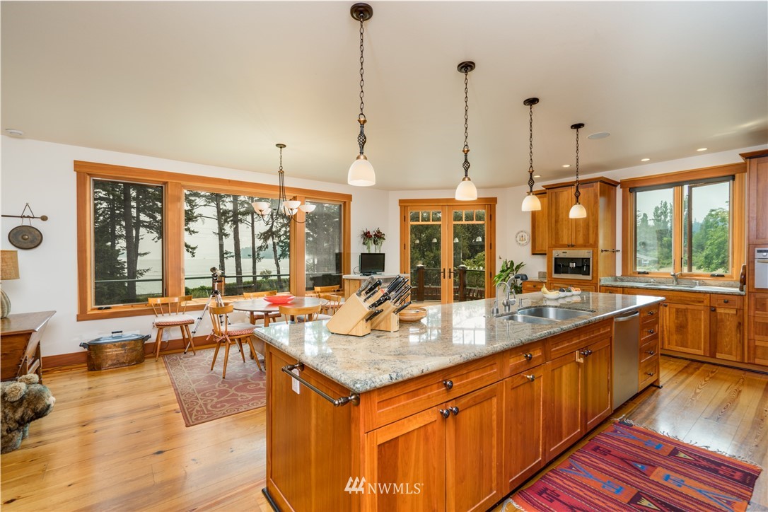 15118 Deception Road Anacortes, WA 98221 - Photo 13 of 25 Gallery Image 13