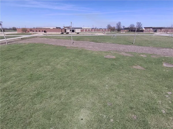 $17,500 | 4 Martindale Street, Burlington, KS 66839