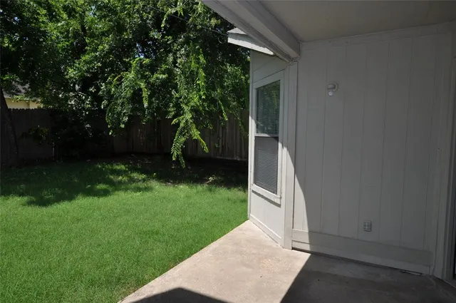 $1,995 | 919 Richards Drive, Cedar Hill, TX 75104