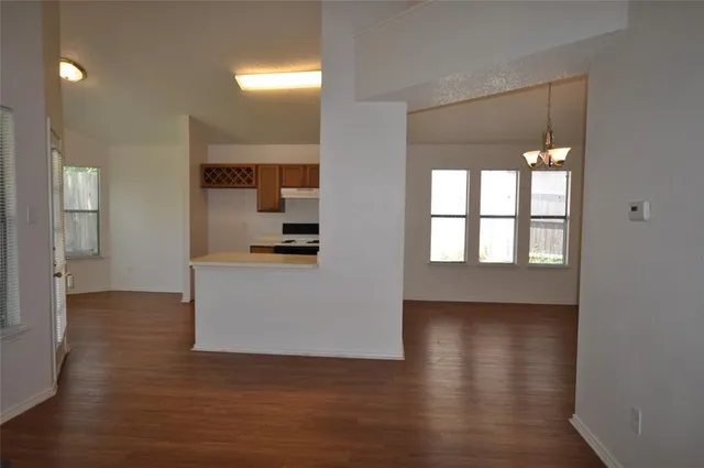 $1,995 | 919 Richards Drive, Cedar Hill, TX 75104