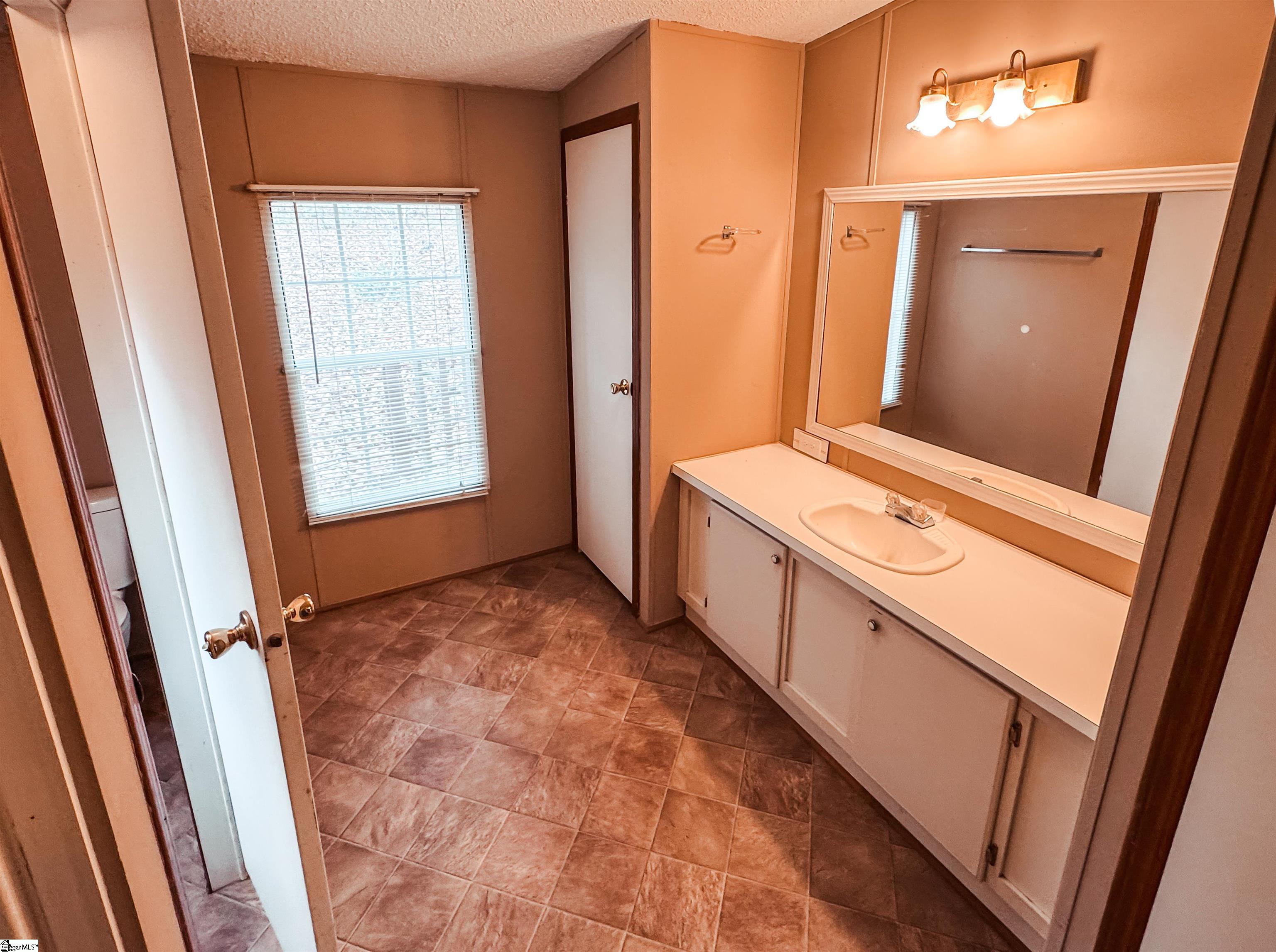 175 Enon Church Road Easley, SC 29640 - Photo 14 of 24