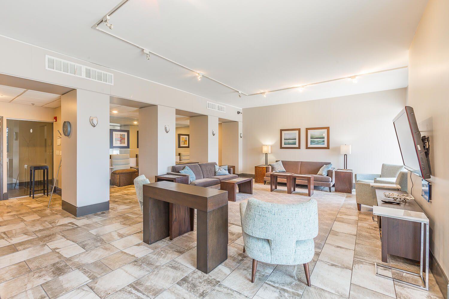 1131 Stringers Ridge Road, Unit 8J Chattanooga, TN 37405 - Photo 6 of 27 IMG_0867(1)