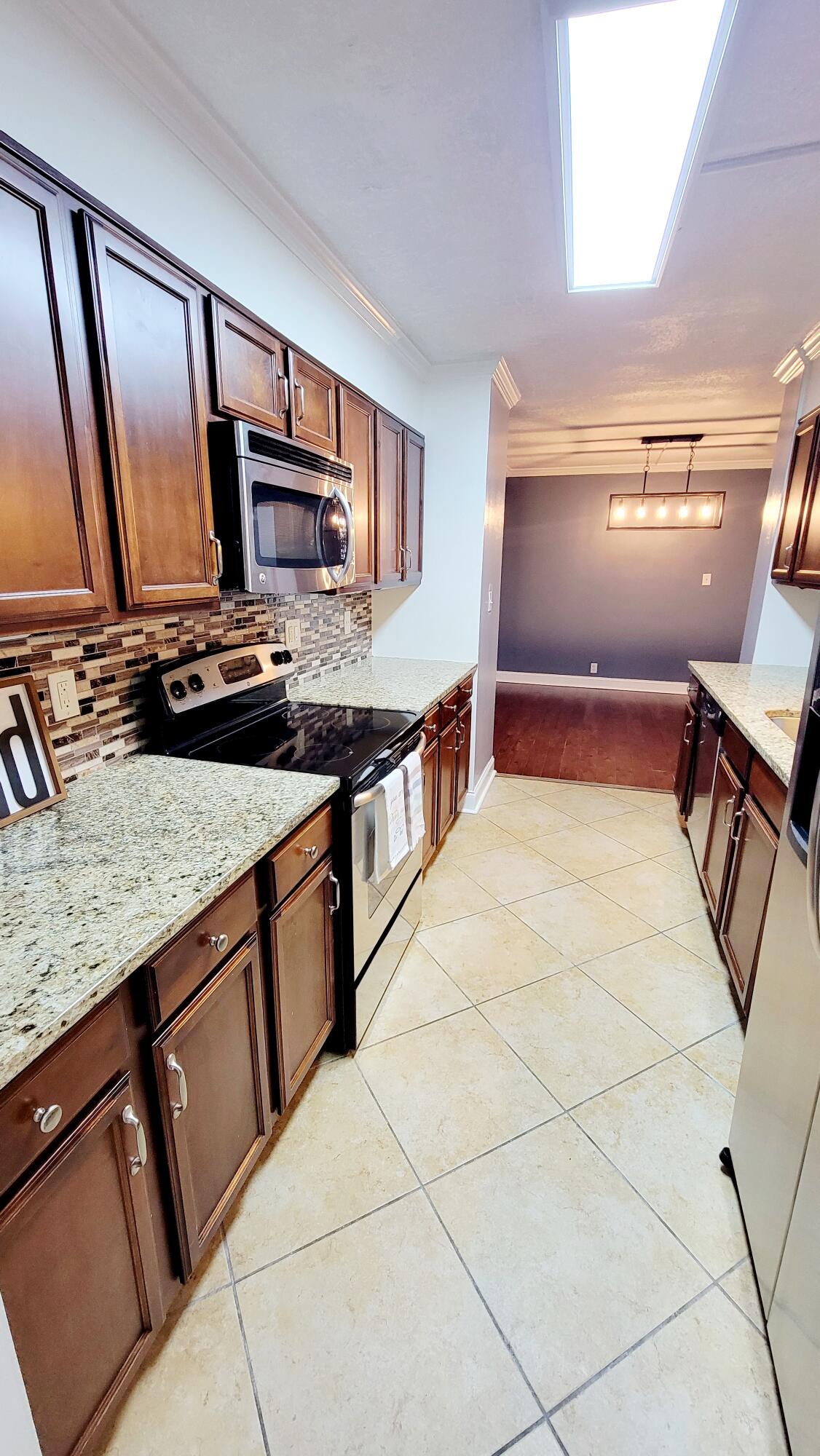 1131 Stringers Ridge Road, Unit 8J Chattanooga, TN 37405 - Photo 10 of 27 20221209_132351