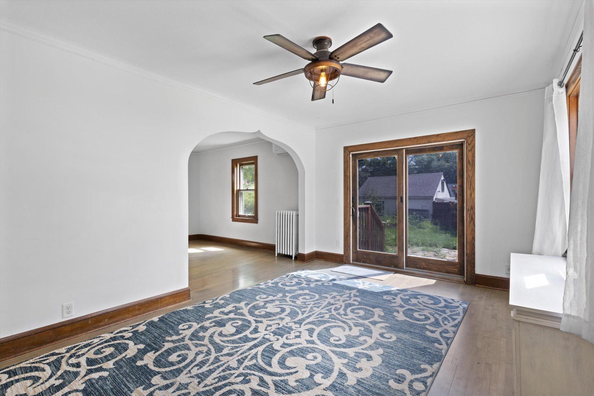 3604 East 56th Street Minneapolis, MN 55417 - Photo 4 of 21