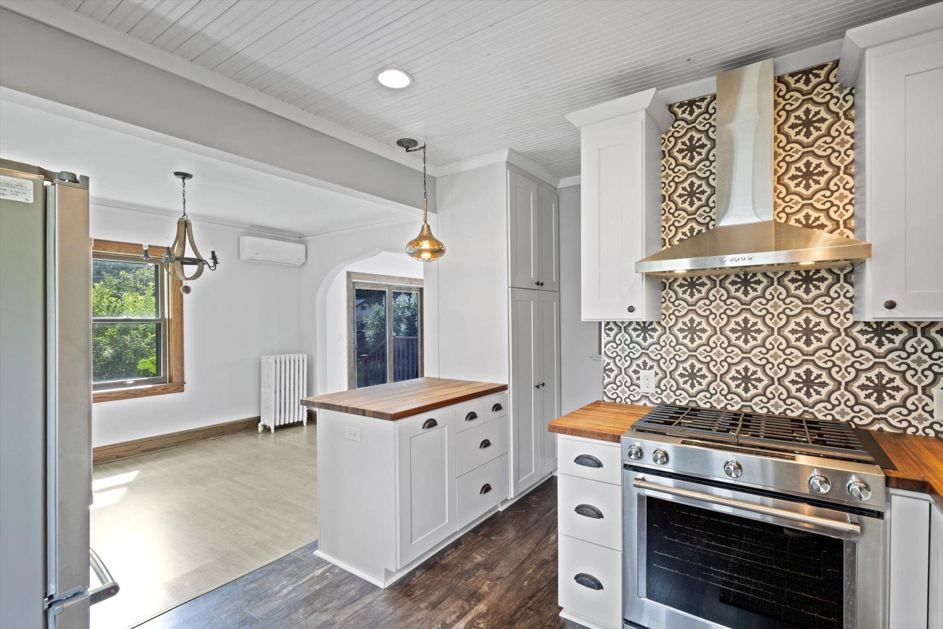 3604 East 56th Street Minneapolis, MN 55417 - Photo 9 of 21