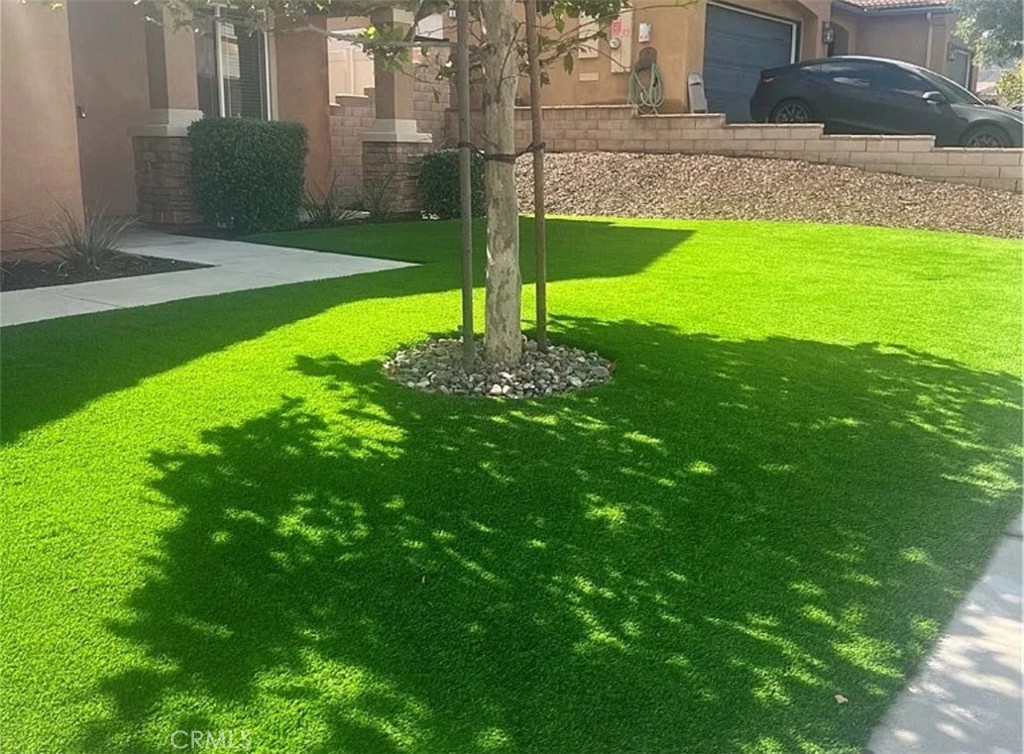 4106 Irish Moss Lane San Bernardino, CA 92407 - Photo 2 of 25