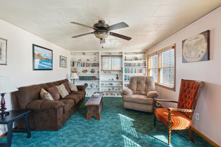6300 South Meridian Road Jackson, MI 49201 - Photo 12 of 50 Meridian LR 4