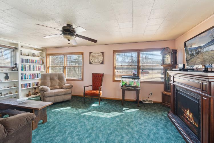 6300 South Meridian Road Jackson, MI 49201 - Photo 14 of 50 Meridian LR 6