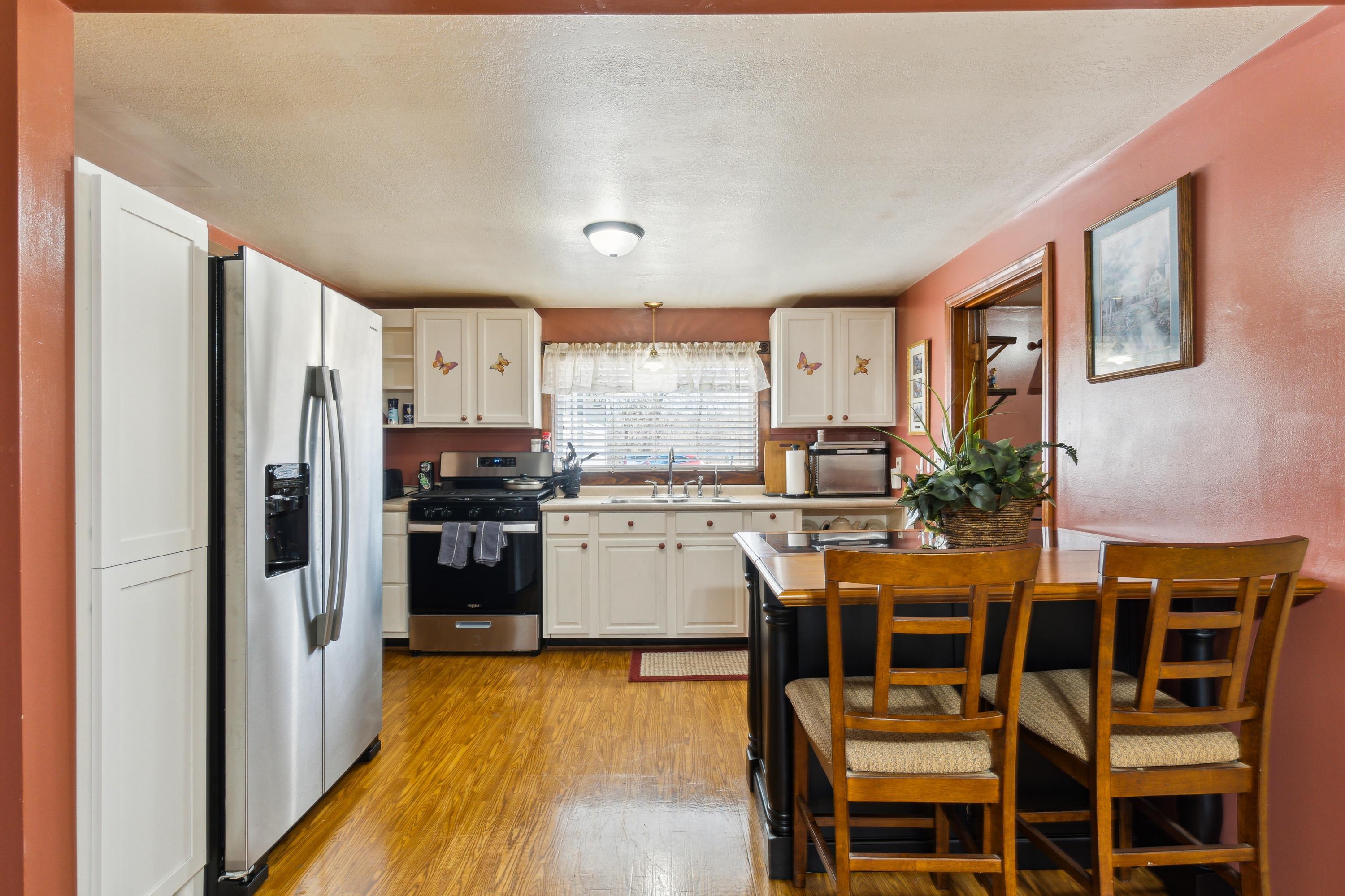 6300 South Meridian Road Jackson, MI 49201 - Photo 16 of 50 Meridian Kitchen 7