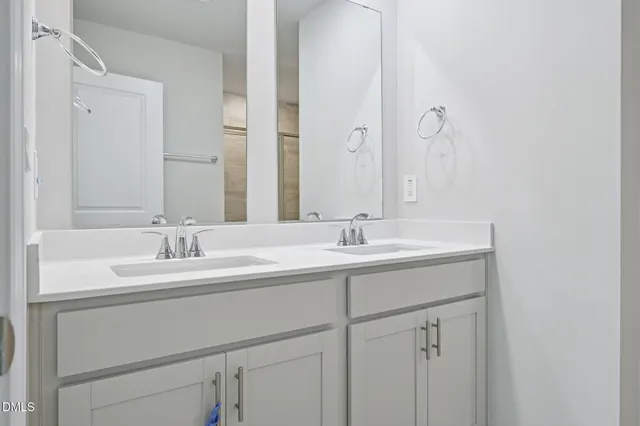 $271,000 | 704 Southland Drive, Zebulon, NC 27597