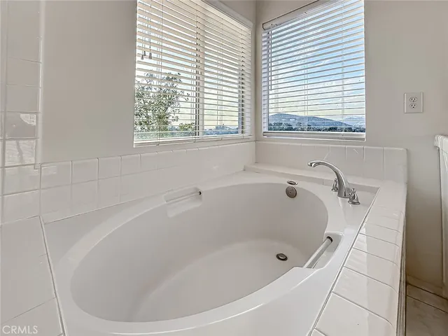 $1,100,000 | 5789 Tonopah Court, Simi Valley, CA 93063