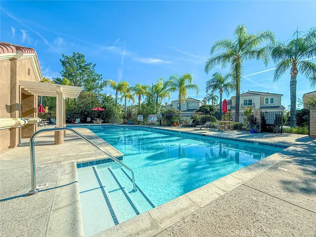 $1,100,000 | 5789 Tonopah Court, Simi Valley, CA 93063