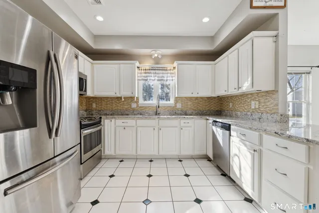 $3,000 | 65 Fitch Meadow Lane, Unit 65, South Windsor, CT 06074