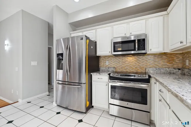 $3,000 | 65 Fitch Meadow Lane, Unit 65, South Windsor, CT 06074