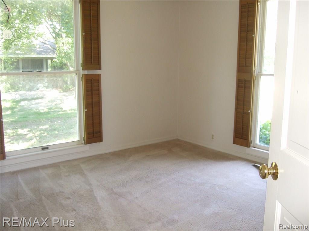 1565 Rulane Drive Lapeer, MI 48446 - Photo 9 of 23 DSCF6357.JPG