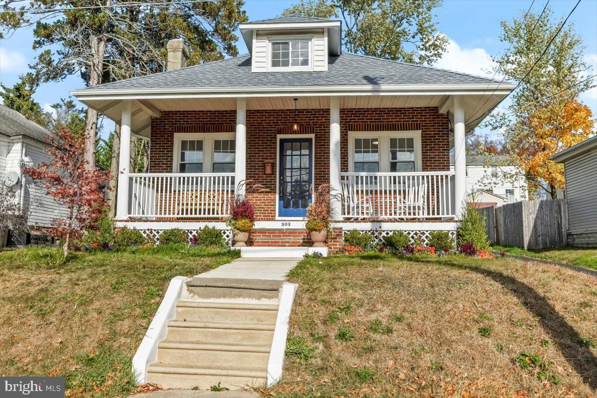 303 Krewson Terrace Willow Grove, PA 19090 - Photo 1 of 30